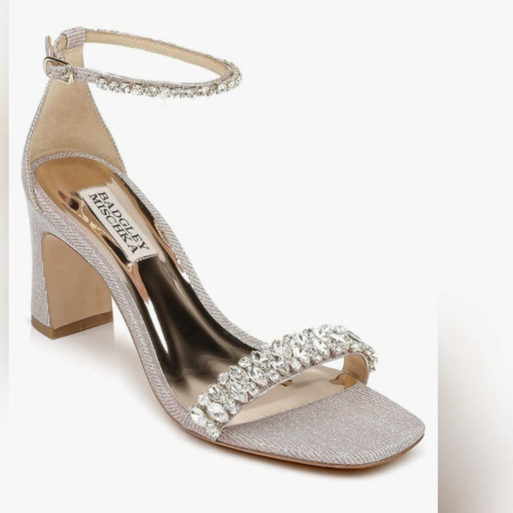 Badgley Mischka Silver Block Heeks sz 7 - Picture 2 of 7